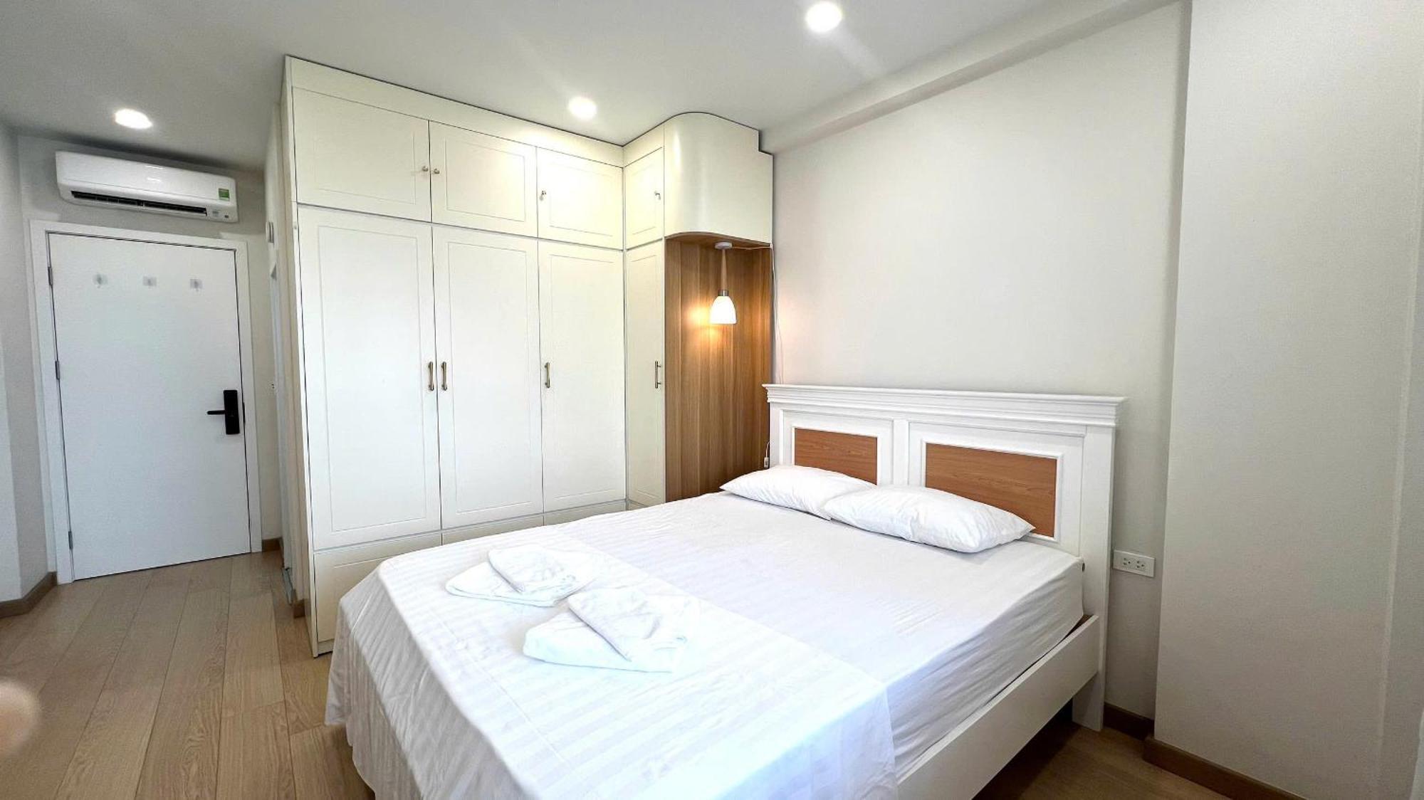 Era Apartment Dong Tac Hanoi Exterior photo