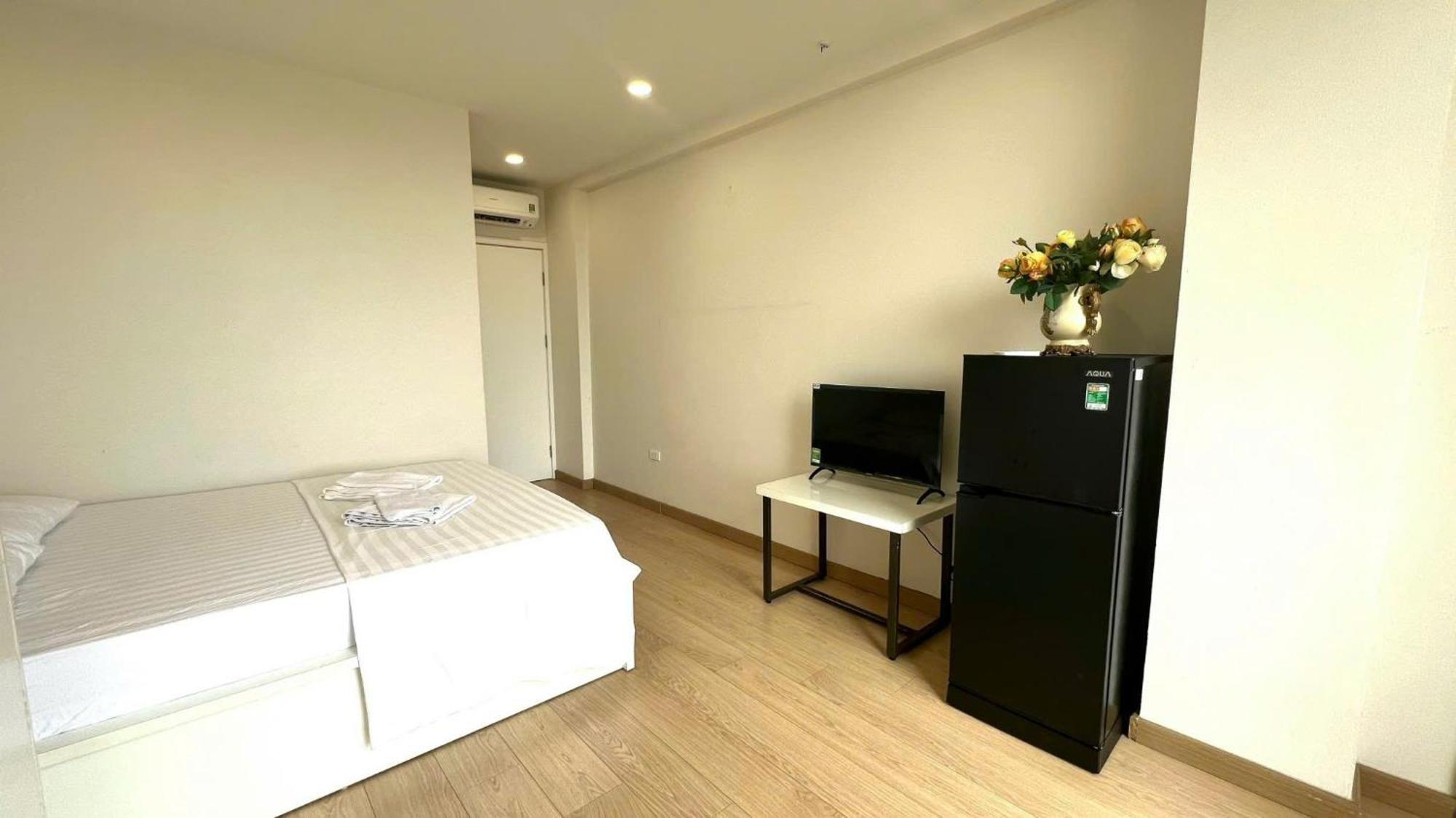Era Apartment Dong Tac Hanoi Exterior photo